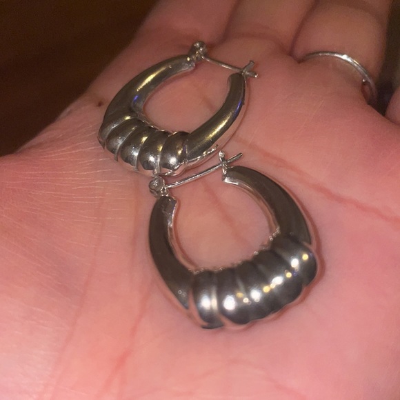 Sterling silver earrings - Picture 3 of 3